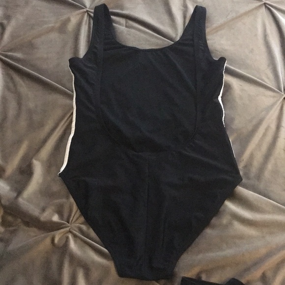 Adidas 3stripe swimsuit/bodysuit - Picture 3 of 8